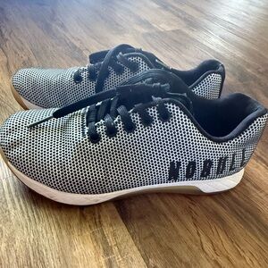 NOBULL Black and White Athletic Shoes Gymrat Work Out Fitness Size 8.5 Women’s